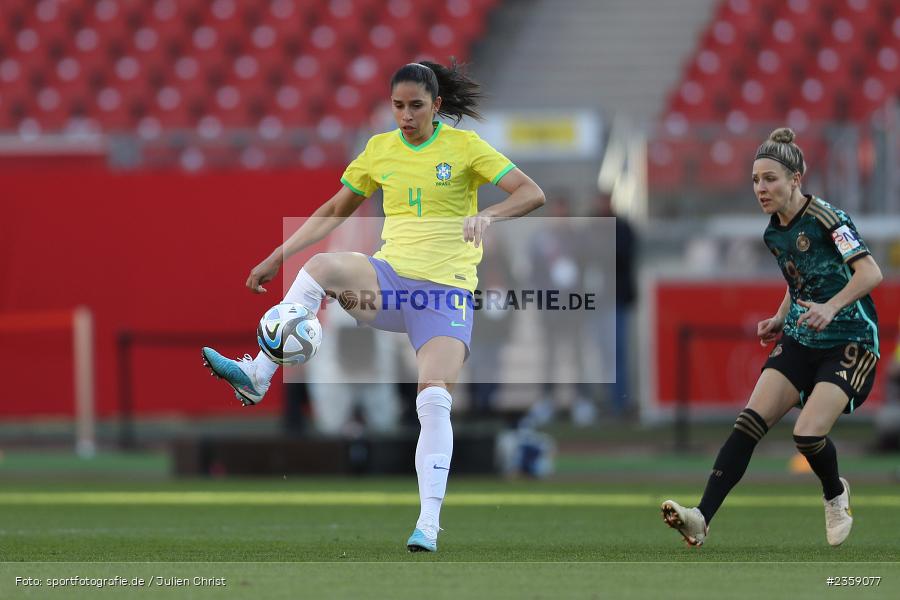 Rafaelle Souza, Max-Morlock-Stadion, Nürnberg, 12.04.2023, sport, action, Fussball, DFB, FIFA, UEFA, Freundschaftsspiel, BRA, GER, Frauen-Nationalmannschaft, Brasilien, Deutschland - Bild-ID: 2359077
