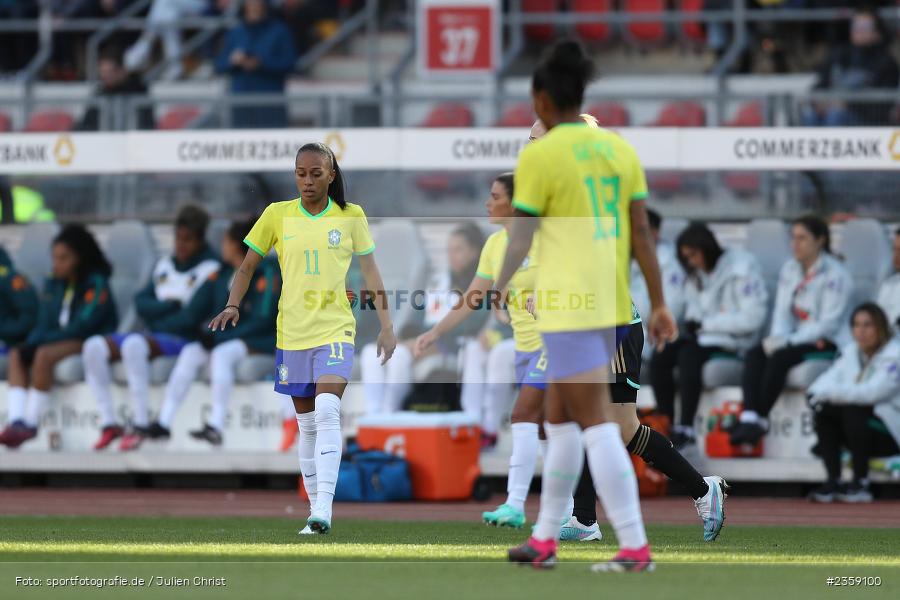 Adriana Silva, Max-Morlock-Stadion, Nürnberg, 12.04.2023, sport, action, Fussball, DFB, FIFA, UEFA, Freundschaftsspiel, BRA, GER, Frauen-Nationalmannschaft, Brasilien, Deutschland - Bild-ID: 2359100