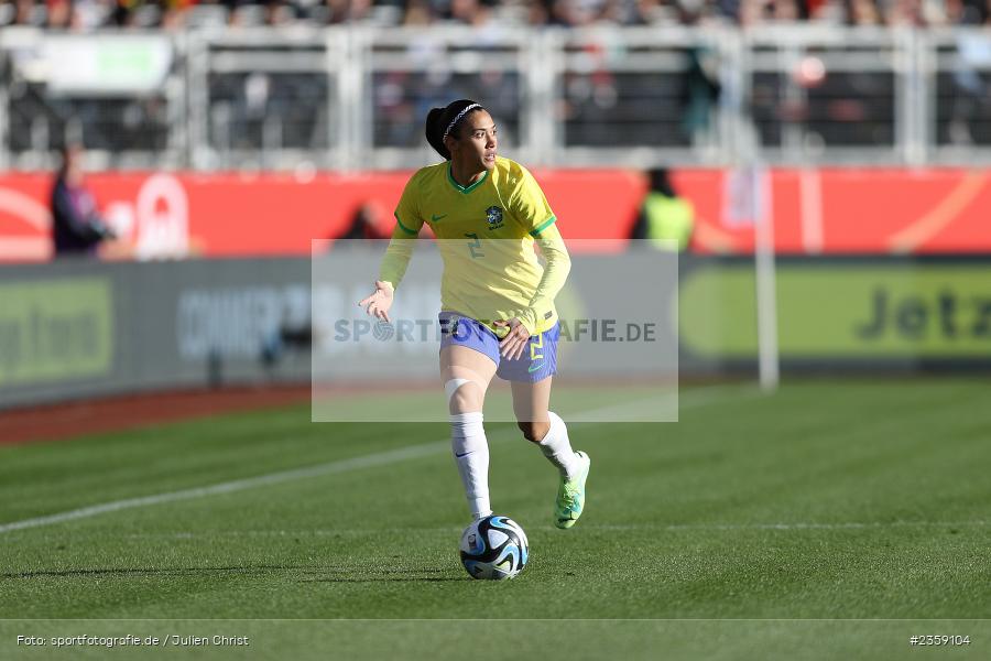 Antonia Silva, Max-Morlock-Stadion, Nürnberg, 12.04.2023, sport, action, Fussball, DFB, FIFA, UEFA, Freundschaftsspiel, BRA, GER, Frauen-Nationalmannschaft, Brasilien, Deutschland - Bild-ID: 2359104