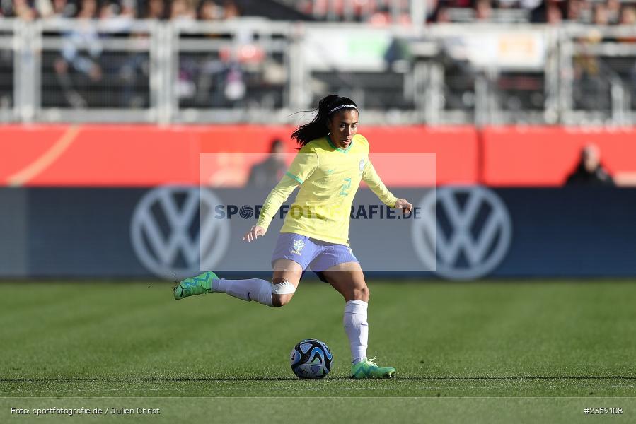 Antonia Silva, Max-Morlock-Stadion, Nürnberg, 12.04.2023, sport, action, Fussball, DFB, FIFA, UEFA, Freundschaftsspiel, BRA, GER, Frauen-Nationalmannschaft, Brasilien, Deutschland - Bild-ID: 2359108