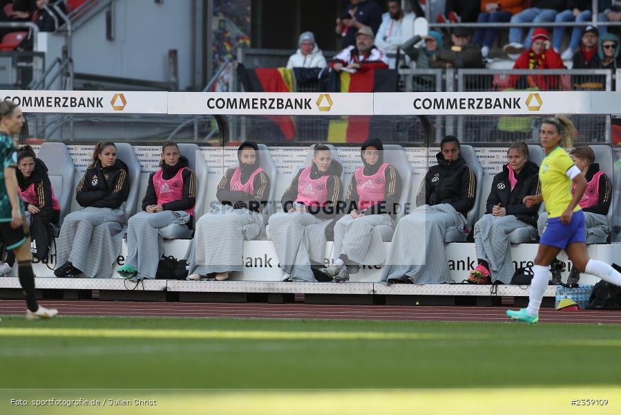 Max-Morlock-Stadion, Nürnberg, 12.04.2023, sport, action, Fussball, DFB, FIFA, UEFA, Freundschaftsspiel, BRA, GER, Frauen-Nationalmannschaft, Brasilien, Deutschland - Bild-ID: 2359109
