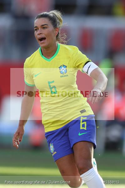 Tamires Britto, Max-Morlock-Stadion, Nürnberg, 12.04.2023, sport, action, Fussball, DFB, FIFA, UEFA, Freundschaftsspiel, BRA, GER, Frauen-Nationalmannschaft, Brasilien, Deutschland - Bild-ID: 2359112