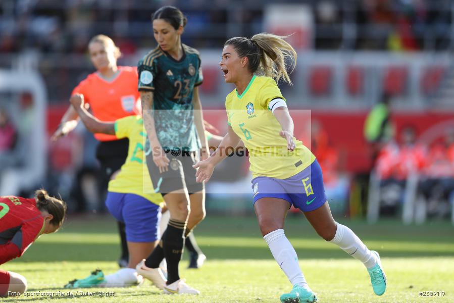 Tamires Britto, Max-Morlock-Stadion, Nürnberg, 12.04.2023, sport, action, Fussball, DFB, FIFA, UEFA, Freundschaftsspiel, BRA, GER, Frauen-Nationalmannschaft, Brasilien, Deutschland - Bild-ID: 2359119