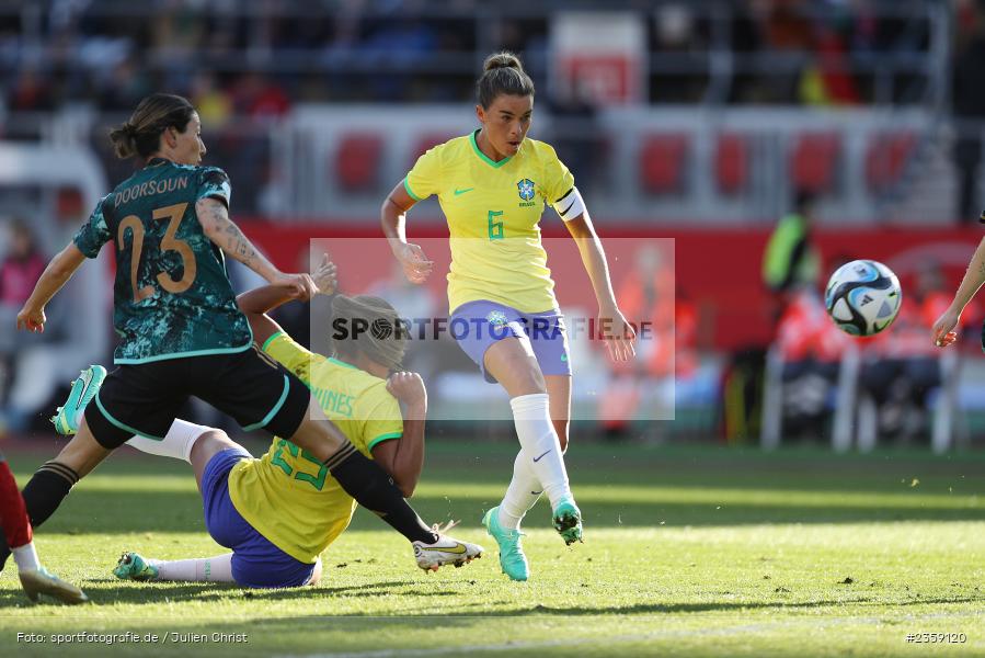 Tamires Britto, Gabi Nunes, Max-Morlock-Stadion, Nürnberg, 12.04.2023, sport, action, Fussball, DFB, FIFA, UEFA, Freundschaftsspiel, BRA, GER, Frauen-Nationalmannschaft, Brasilien, Deutschland - Bild-ID: 2359120