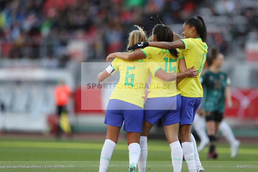 Tamires Britto, Max-Morlock-Stadion, Nürnberg, 12.04.2023, sport, action, Fussball, DFB, FIFA, UEFA, Freundschaftsspiel, BRA, GER, Frauen-Nationalmannschaft, Brasilien, Deutschland - Bild-ID: 2359125