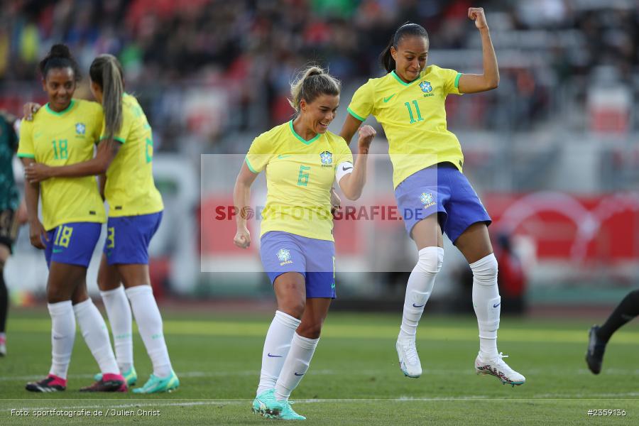 Tamires Britto, Max-Morlock-Stadion, Nürnberg, 12.04.2023, sport, action, Fussball, DFB, FIFA, UEFA, Freundschaftsspiel, BRA, GER, Frauen-Nationalmannschaft, Brasilien, Deutschland - Bild-ID: 2359136