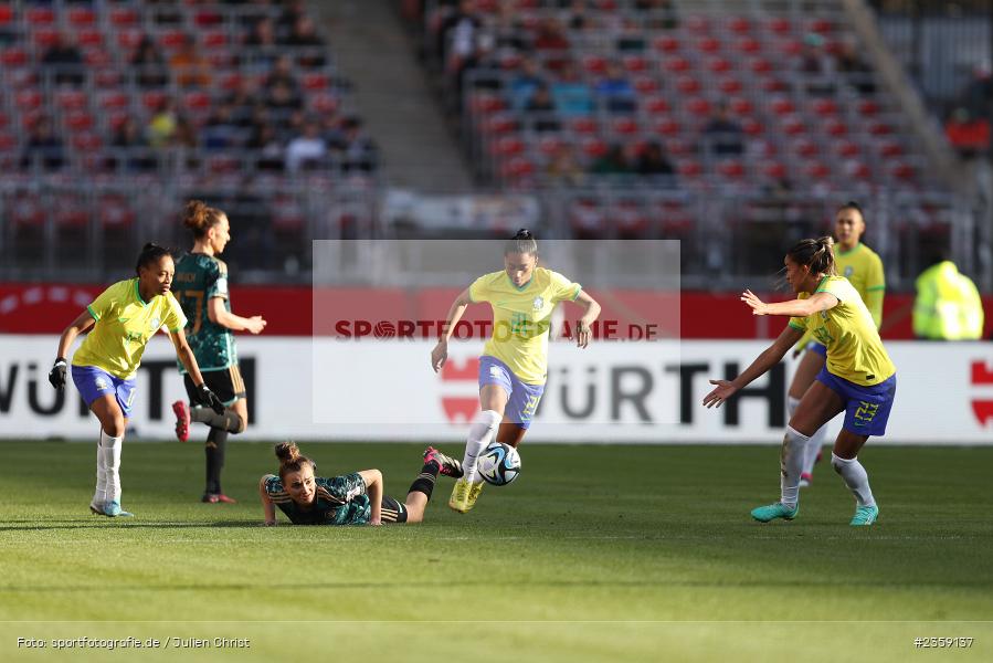 Kerolin Ferraz, Max-Morlock-Stadion, Nürnberg, 12.04.2023, sport, action, Fussball, DFB, FIFA, UEFA, Freundschaftsspiel, BRA, GER, Frauen-Nationalmannschaft, Brasilien, Deutschland - Bild-ID: 2359137