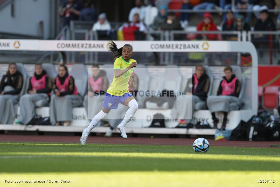Adriana Silva, Max-Morlock-Stadion, Nürnberg, 12.04.2023, sport, action, Fussball, DFB, FIFA, UEFA, Freundschaftsspiel, BRA, GER, Frauen-Nationalmannschaft, Brasilien, Deutschland - Bild-ID: 2359142