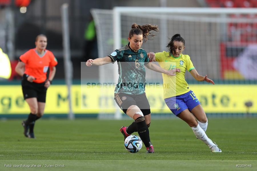 Lena Sophie Oberdorf, Max-Morlock-Stadion, Nürnberg, 12.04.2023, sport, action, Fussball, DFB, FIFA, UEFA, Freundschaftsspiel, BRA, GER, Frauen-Nationalmannschaft, Brasilien, Deutschland - Bild-ID: 2359148