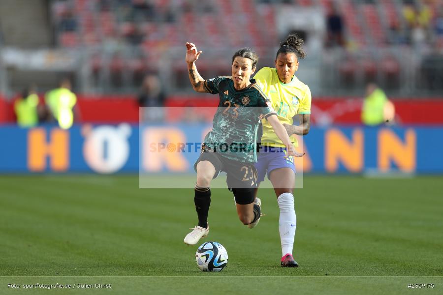 Geyse Da Silva Ferreira, Max-Morlock-Stadion, Nürnberg, 12.04.2023, sport, action, Fussball, DFB, FIFA, UEFA, Freundschaftsspiel, BRA, GER, Frauen-Nationalmannschaft, Brasilien, Deutschland - Bild-ID: 2359175
