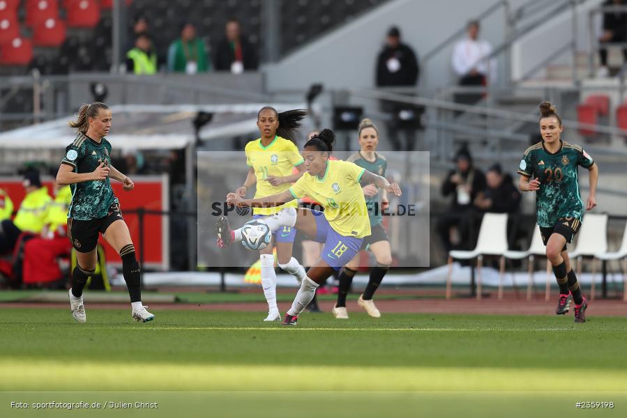 Geyse Da Silva Ferreira, Max-Morlock-Stadion, Nürnberg, 12.04.2023, sport, action, Fussball, DFB, FIFA, UEFA, Freundschaftsspiel, BRA, GER, Frauen-Nationalmannschaft, Brasilien, Deutschland - Bild-ID: 2359198 Geyse Da Silva Ferreira, Max-Morlock-Stadion, Nürnberg, 12.04.2023, sport, action, Fussball, DFB, FIFA, UEFA, Freundschaftsspiel, BRA, GER, Frauen-Nationalmannschaft, Brasilien, Deutschland - Bild-ID: 2359198