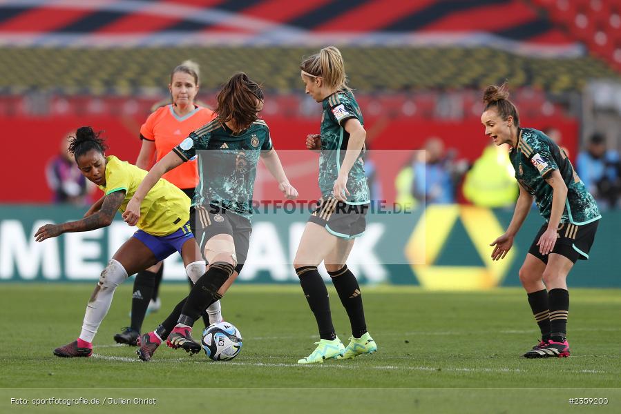Lena Sophie Oberdorf, Max-Morlock-Stadion, Nürnberg, 12.04.2023, sport, action, Fussball, DFB, FIFA, UEFA, Freundschaftsspiel, BRA, GER, Frauen-Nationalmannschaft, Brasilien, Deutschland - Bild-ID: 2359200 Lena Sophie Oberdorf, Max-Morlock-Stadion, Nürnberg, 12.04.2023, sport, action, Fussball, DFB, FIFA, UEFA, Freundschaftsspiel, BRA, GER, Frauen-Nationalmannschaft, Brasilien, Deutschland - Bild-ID: 2359200