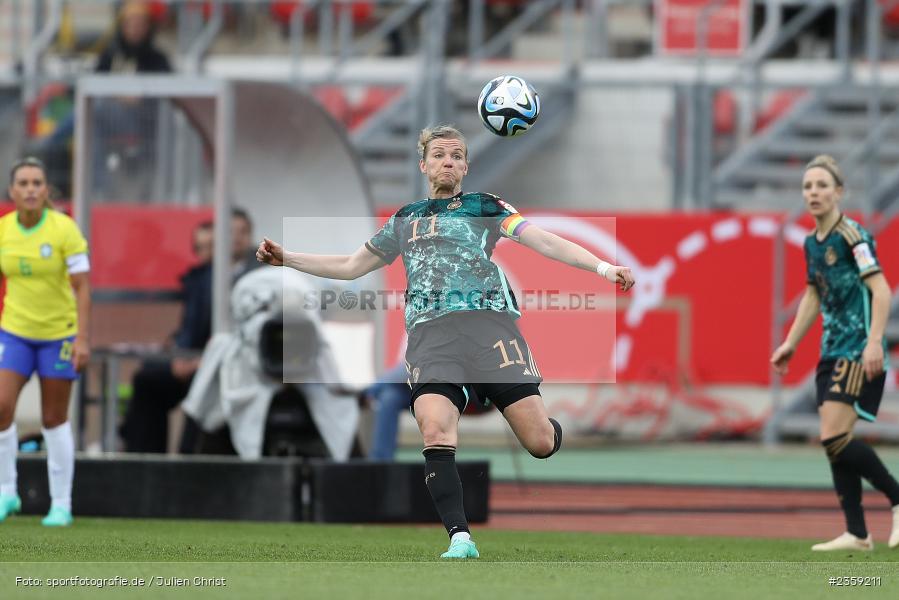 Alexandra Popp, Max-Morlock-Stadion, Nürnberg, 12.04.2023, sport, action, Fussball, DFB, FIFA, UEFA, Freundschaftsspiel, BRA, GER, Frauen-Nationalmannschaft, Brasilien, Deutschland - Bild-ID: 2359211 Alexandra Popp, Max-Morlock-Stadion, Nürnberg, 12.04.2023, sport, action, Fussball, DFB, FIFA, UEFA, Freundschaftsspiel, BRA, GER, Frauen-Nationalmannschaft, Brasilien, Deutschland - Bild-ID: 2359211