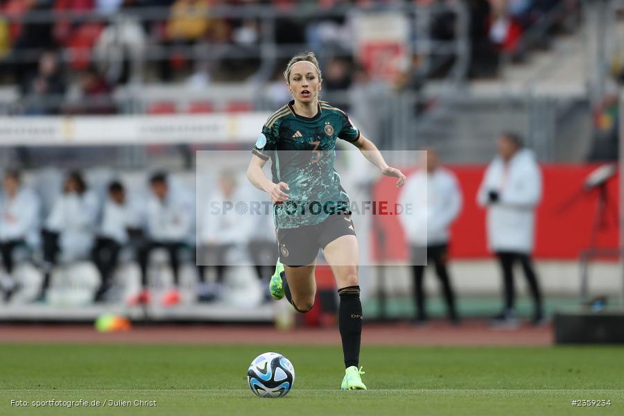 Kathrin Hendrich, Max-Morlock-Stadion, Nürnberg, 12.04.2023, sport, action, Fussball, DFB, FIFA, UEFA, Freundschaftsspiel, BRA, GER, Frauen-Nationalmannschaft, Brasilien, Deutschland - Bild-ID: 2359234