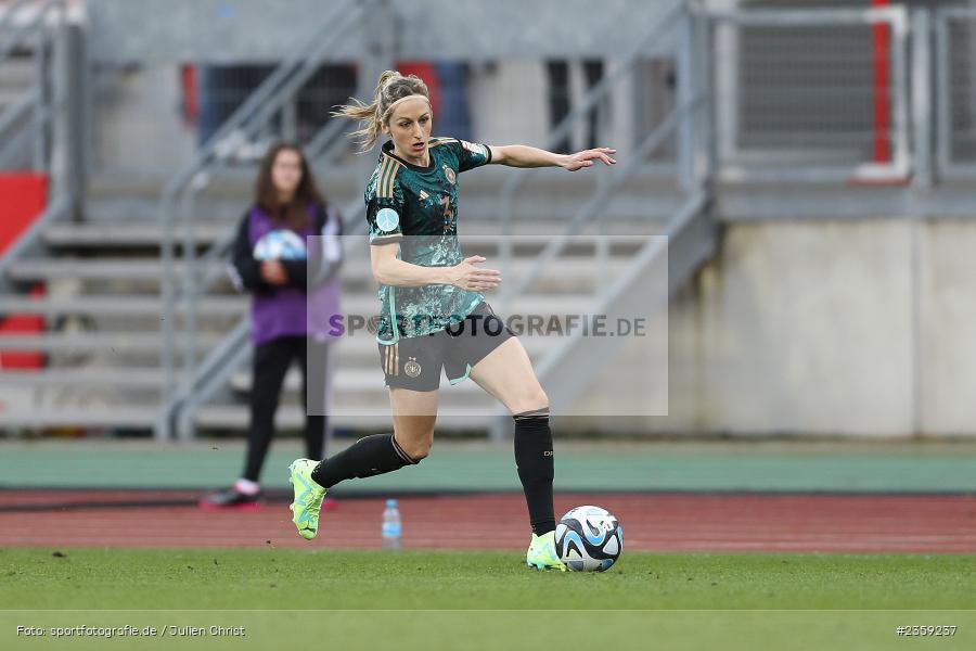 Kathrin Hendrich, Max-Morlock-Stadion, Nürnberg, 12.04.2023, sport, action, Fussball, DFB, FIFA, UEFA, Freundschaftsspiel, BRA, GER, Frauen-Nationalmannschaft, Brasilien, Deutschland - Bild-ID: 2359237