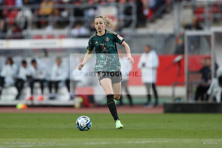 Kathrin Hendrich, Max-Morlock-Stadion, Nürnberg, 12.04.2023, sport, action, Fussball, DFB, FIFA, UEFA, Freundschaftsspiel, BRA, GER, Frauen-Nationalmannschaft, Brasilien, Deutschland - Bild-ID: 2359239