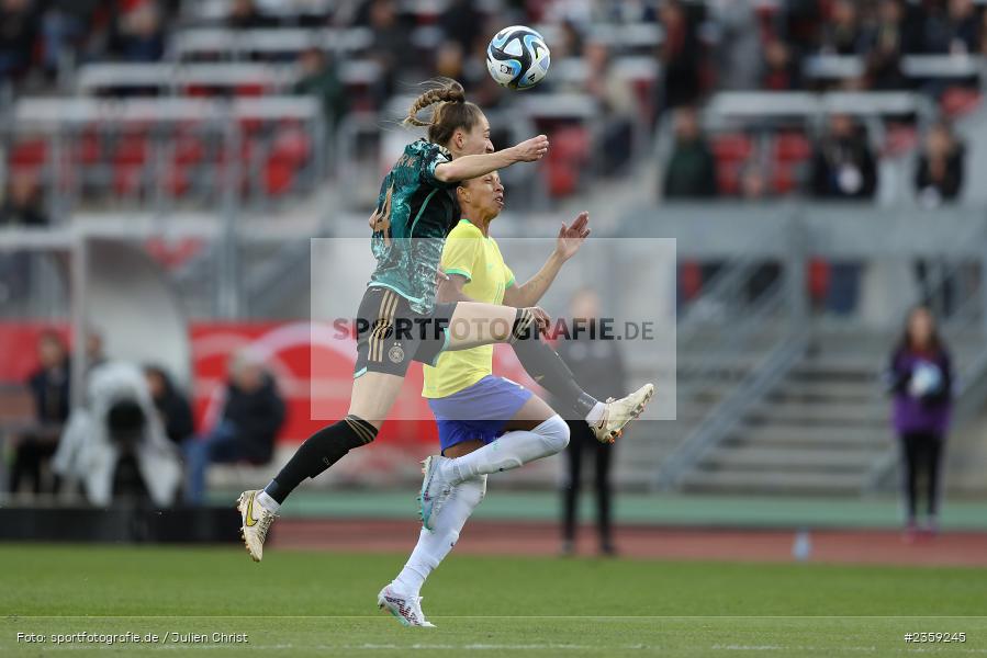 Sophia Kleinherne, Max-Morlock-Stadion, Nürnberg, 12.04.2023, sport, action, Fussball, DFB, FIFA, UEFA, Freundschaftsspiel, BRA, GER, Frauen-Nationalmannschaft, Brasilien, Deutschland - Bild-ID: 2359245