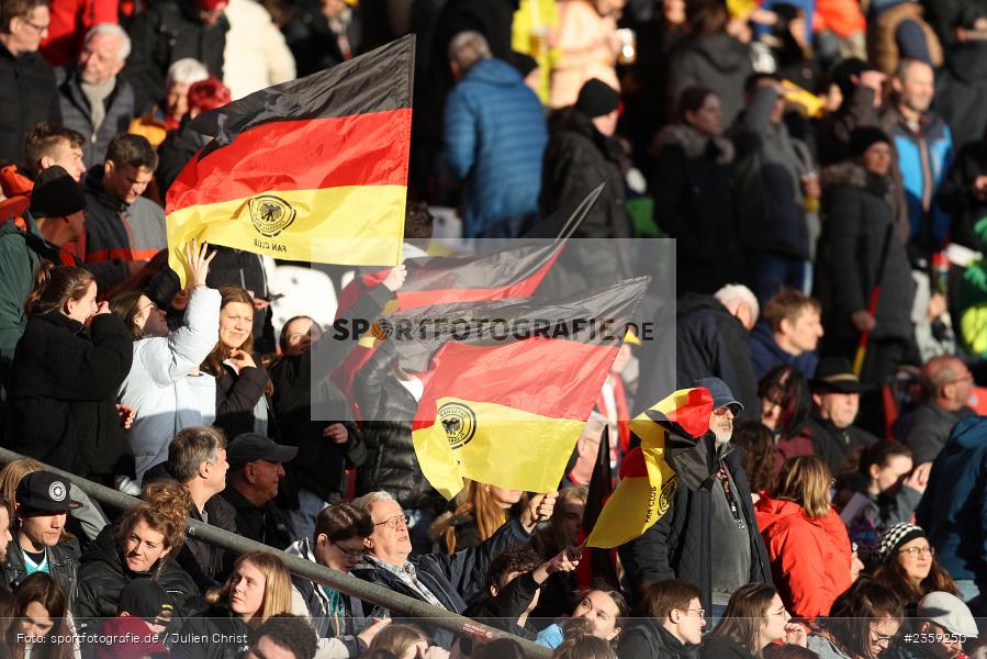 Max-Morlock-Stadion, Nürnberg, 12.04.2023, sport, action, Fussball, DFB, FIFA, UEFA, Freundschaftsspiel, BRA, GER, Frauen-Nationalmannschaft, Brasilien, Deutschland - Bild-ID: 2359250