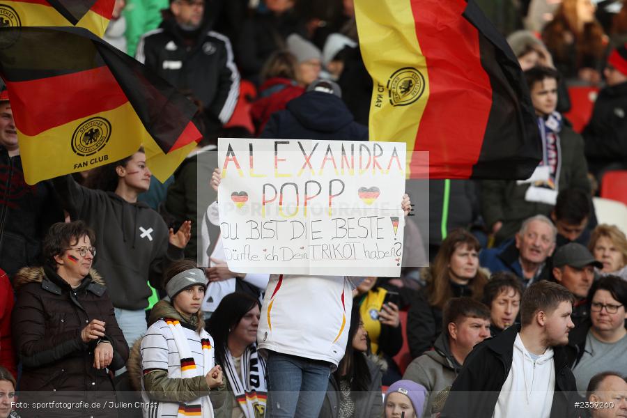 Max-Morlock-Stadion, Nürnberg, 12.04.2023, sport, action, Fussball, DFB, FIFA, UEFA, Freundschaftsspiel, BRA, GER, Frauen-Nationalmannschaft, Brasilien, Deutschland - Bild-ID: 2359260