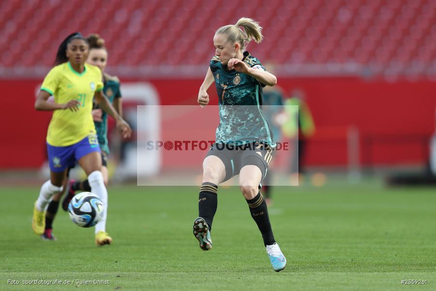 Lea Schüller, Max-Morlock-Stadion, Nürnberg, 12.04.2023, sport, action, Fussball, DFB, FIFA, UEFA, Freundschaftsspiel, BRA, GER, Frauen-Nationalmannschaft, Brasilien, Deutschland - Bild-ID: 2359261