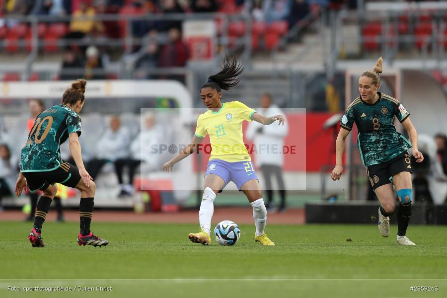 Kerolin Ferraz, Max-Morlock-Stadion, Nürnberg, 12.04.2023, sport, action, Fussball, DFB, FIFA, UEFA, Freundschaftsspiel, BRA, GER, Frauen-Nationalmannschaft, Brasilien, Deutschland - Bild-ID: 2359263