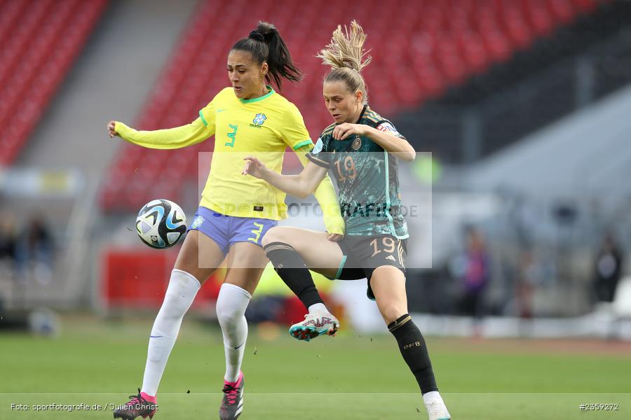Klara Bühl, Max-Morlock-Stadion, Nürnberg, 12.04.2023, sport, action, Fussball, DFB, FIFA, UEFA, Freundschaftsspiel, BRA, GER, Frauen-Nationalmannschaft, Brasilien, Deutschland - Bild-ID: 2359272