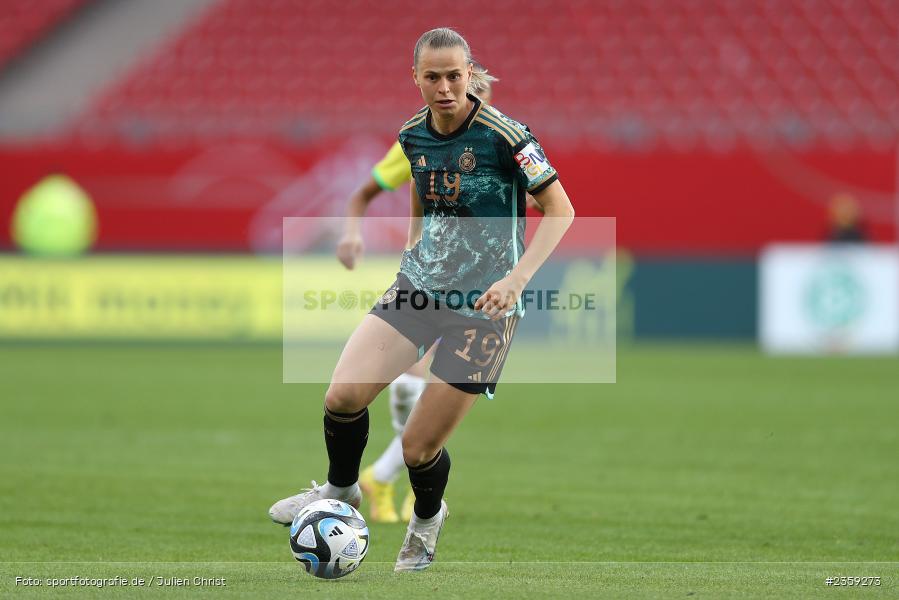 Klara Bühl, Max-Morlock-Stadion, Nürnberg, 12.04.2023, sport, action, Fussball, DFB, FIFA, UEFA, Freundschaftsspiel, BRA, GER, Frauen-Nationalmannschaft, Brasilien, Deutschland - Bild-ID: 2359273