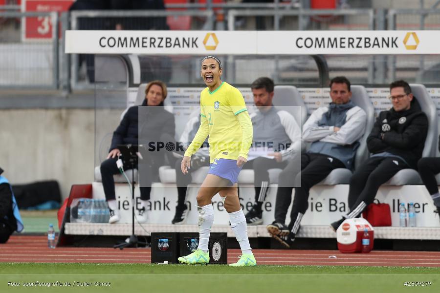 Antonia Silva, Max-Morlock-Stadion, Nürnberg, 12.04.2023, sport, action, Fussball, DFB, FIFA, UEFA, Freundschaftsspiel, BRA, GER, Frauen-Nationalmannschaft, Brasilien, Deutschland - Bild-ID: 2359279