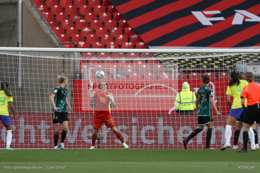 Ann-Katrin Berger, Max-Morlock-Stadion, Nürnberg, 12.04.2023, sport, action, Fussball, DFB, FIFA, UEFA, Freundschaftsspiel, BRA, GER, Frauen-Nationalmannschaft, Brasilien, Deutschland - Bild-ID: 2359289 Ann-Katrin Berger, Max-Morlock-Stadion, Nürnberg, 12.04.2023, sport, action, Fussball, DFB, FIFA, UEFA, Freundschaftsspiel, BRA, GER, Frauen-Nationalmannschaft, Brasilien, Deutschland - Bild-ID: 2359289
