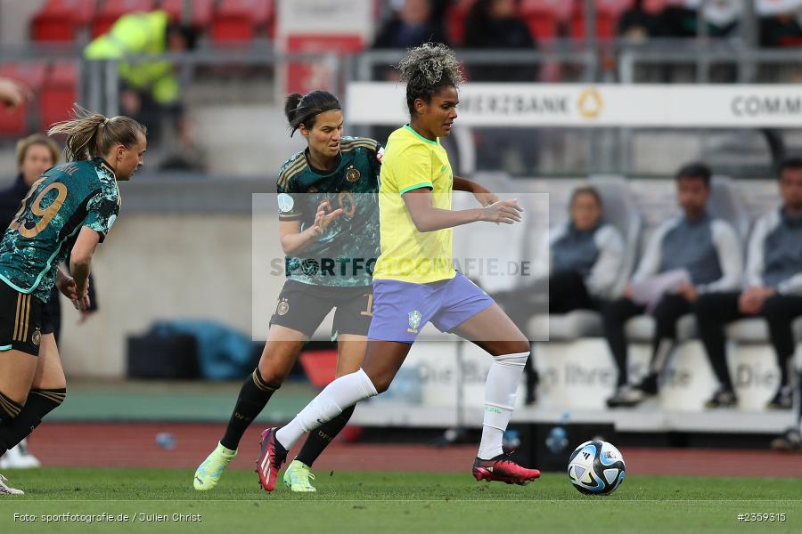 Maria Eduarda Silva, Max-Morlock-Stadion, Nürnberg, 12.04.2023, sport, action, Fussball, DFB, FIFA, UEFA, Freundschaftsspiel, BRA, GER, Frauen-Nationalmannschaft, Brasilien, Deutschland - Bild-ID: 2359315