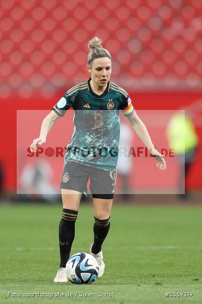 Svenja Huth, Max-Morlock-Stadion, Nürnberg, 12.04.2023, sport, action, Fussball, DFB, FIFA, UEFA, Freundschaftsspiel, BRA, GER, Frauen-Nationalmannschaft, Brasilien, Deutschland - Bild-ID: 2359319