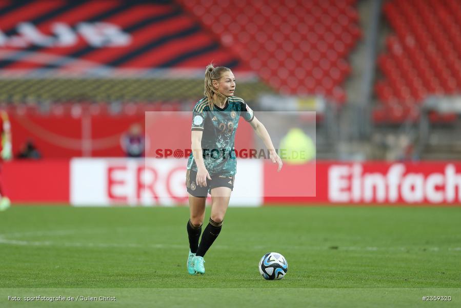 Sarai Linder, Max-Morlock-Stadion, Nürnberg, 12.04.2023, sport, action, Fussball, DFB, FIFA, UEFA, Freundschaftsspiel, BRA, GER, Frauen-Nationalmannschaft, Brasilien, Deutschland - Bild-ID: 2359320