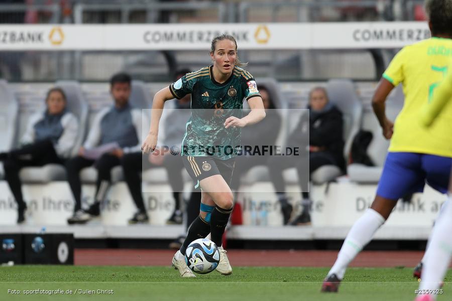 Sydney Lohmann, Max-Morlock-Stadion, Nürnberg, 12.04.2023, sport, action, Fussball, DFB, FIFA, UEFA, Freundschaftsspiel, BRA, GER, Frauen-Nationalmannschaft, Brasilien, Deutschland - Bild-ID: 2359323