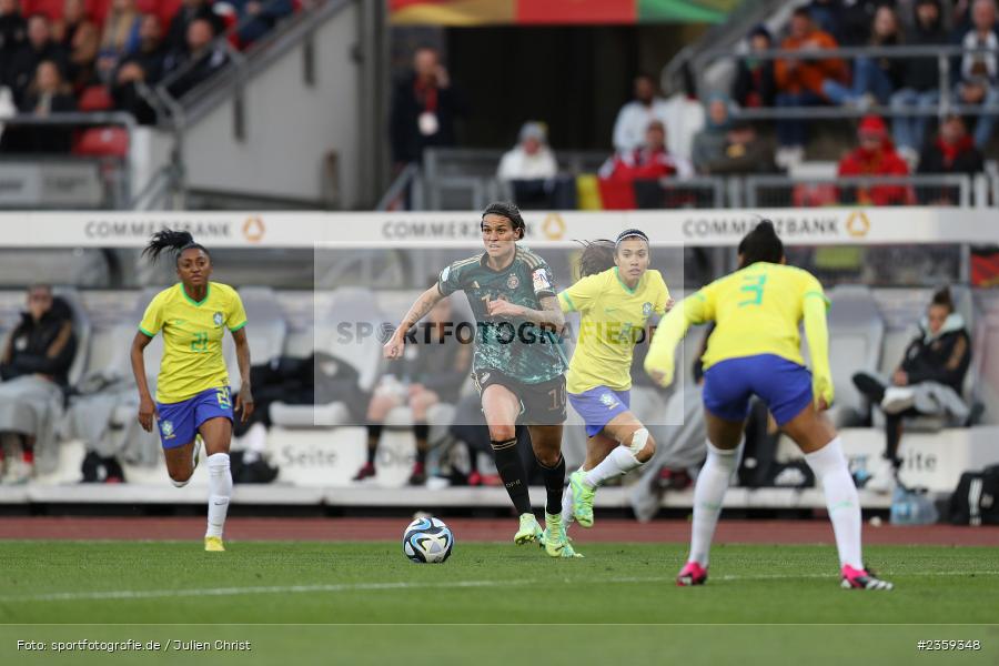 Dzsenifer Marozsán, Max-Morlock-Stadion, Nürnberg, 12.04.2023, sport, action, Fussball, DFB, FIFA, UEFA, Freundschaftsspiel, BRA, GER, Frauen-Nationalmannschaft, Brasilien, Deutschland - Bild-ID: 2359348
