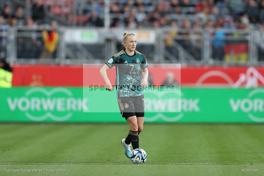 Lea Schüller, Max-Morlock-Stadion, Nürnberg, 12.04.2023, sport, action, Fussball, DFB, FIFA, UEFA, Freundschaftsspiel, BRA, GER, Frauen-Nationalmannschaft, Brasilien, Deutschland - Bild-ID: 2359349