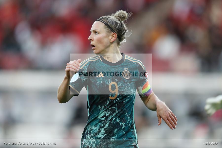 Svenja Huth, Max-Morlock-Stadion, Nürnberg, 12.04.2023, sport, action, Fussball, DFB, FIFA, UEFA, Freundschaftsspiel, BRA, GER, Frauen-Nationalmannschaft, Brasilien, Deutschland - Bild-ID: 2359350