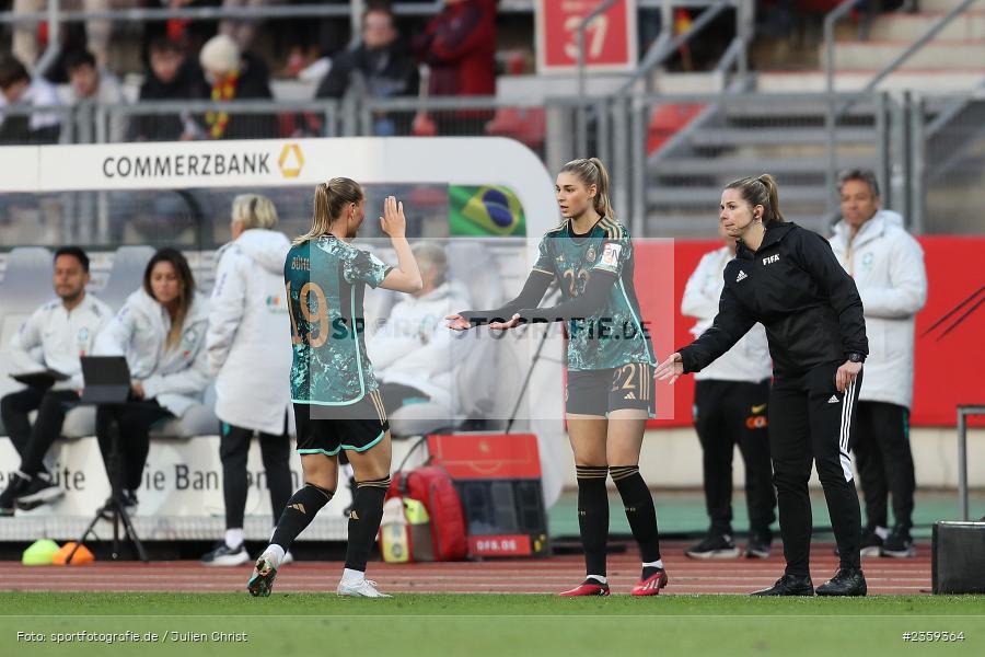 Michele Schmölzer, Jule Brand, Max-Morlock-Stadion, Nürnberg, 12.04.2023, sport, action, Fussball, DFB, FIFA, UEFA, Freundschaftsspiel, BRA, GER, Frauen-Nationalmannschaft, Brasilien, Deutschland - Bild-ID: 2359364 Michele Schmölzer, Jule Brand, Max-Morlock-Stadion, Nürnberg, 12.04.2023, sport, action, Fussball, DFB, FIFA, UEFA, Freundschaftsspiel, BRA, GER, Frauen-Nationalmannschaft, Brasilien, Deutschland - Bild-ID: 2359364