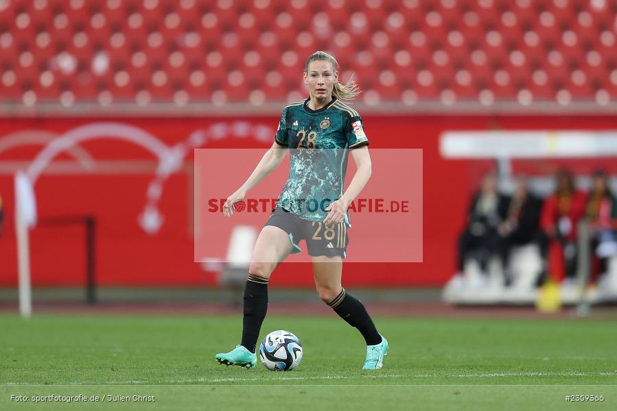 Sarai Linder, Max-Morlock-Stadion, Nürnberg, 12.04.2023, sport, action, Fussball, DFB, FIFA, UEFA, Freundschaftsspiel, BRA, GER, Frauen-Nationalmannschaft, Brasilien, Deutschland - Bild-ID: 2359366 Sarai Linder, Max-Morlock-Stadion, Nürnberg, 12.04.2023, sport, action, Fussball, DFB, FIFA, UEFA, Freundschaftsspiel, BRA, GER, Frauen-Nationalmannschaft, Brasilien, Deutschland - Bild-ID: 2359366