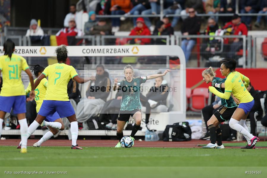 Kathrin Hendrich, Max-Morlock-Stadion, Nürnberg, 12.04.2023, sport, action, Fussball, DFB, FIFA, UEFA, Freundschaftsspiel, BRA, GER, Frauen-Nationalmannschaft, Brasilien, Deutschland - Bild-ID: 2359367 Kathrin Hendrich, Max-Morlock-Stadion, Nürnberg, 12.04.2023, sport, action, Fussball, DFB, FIFA, UEFA, Freundschaftsspiel, BRA, GER, Frauen-Nationalmannschaft, Brasilien, Deutschland - Bild-ID: 2359367