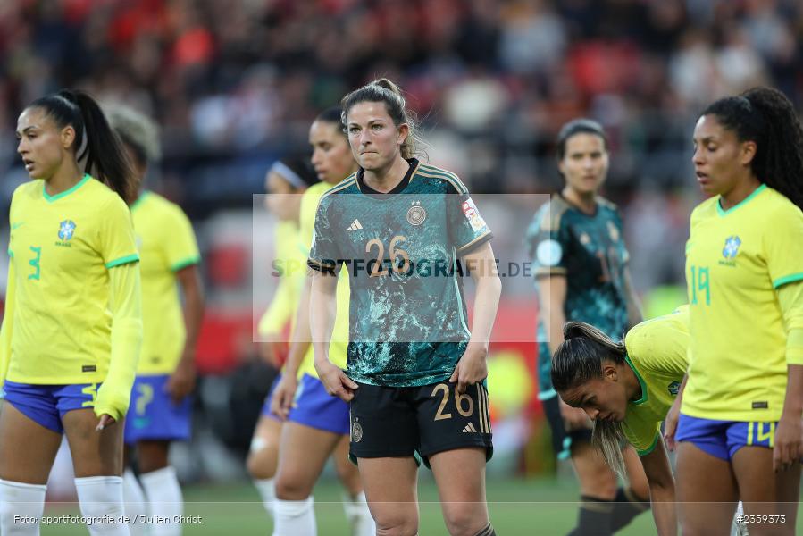 Chantal Hagel, Max-Morlock-Stadion, Nürnberg, 12.04.2023, sport, action, Fussball, DFB, FIFA, UEFA, Freundschaftsspiel, BRA, GER, Frauen-Nationalmannschaft, Brasilien, Deutschland - Bild-ID: 2359373 Chantal Hagel, Max-Morlock-Stadion, Nürnberg, 12.04.2023, sport, action, Fussball, DFB, FIFA, UEFA, Freundschaftsspiel, BRA, GER, Frauen-Nationalmannschaft, Brasilien, Deutschland - Bild-ID: 2359373