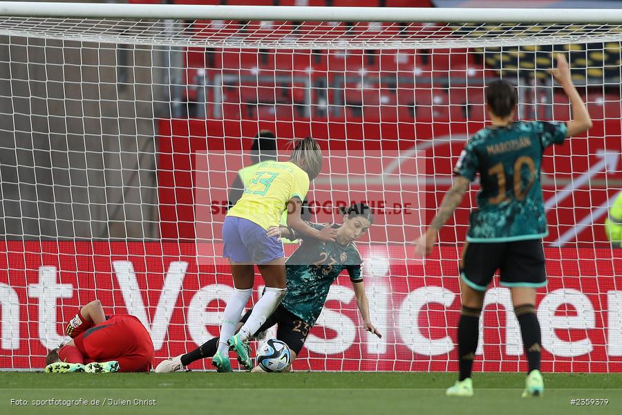 Ann-Katrin Berger, Max-Morlock-Stadion, Nürnberg, 12.04.2023, sport, action, Fussball, DFB, FIFA, UEFA, Freundschaftsspiel, BRA, GER, Frauen-Nationalmannschaft, Brasilien, Deutschland - Bild-ID: 2359379
