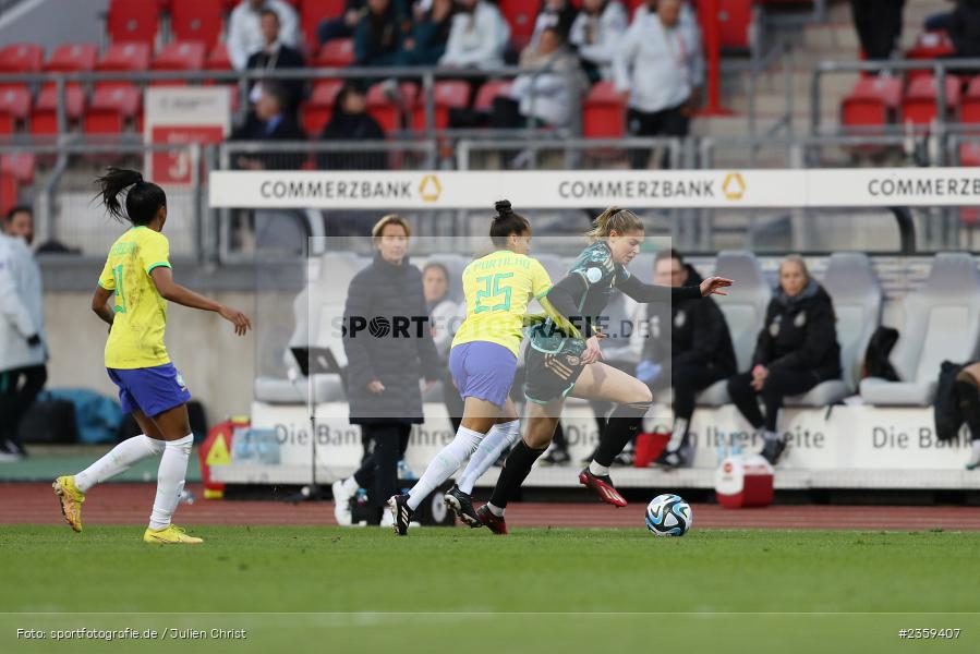 Jule Brand, Max-Morlock-Stadion, Nürnberg, 12.04.2023, sport, action, Fussball, DFB, FIFA, UEFA, Freundschaftsspiel, BRA, GER, Frauen-Nationalmannschaft, Brasilien, Deutschland - Bild-ID: 2359407 Jule Brand, Max-Morlock-Stadion, Nürnberg, 12.04.2023, sport, action, Fussball, DFB, FIFA, UEFA, Freundschaftsspiel, BRA, GER, Frauen-Nationalmannschaft, Brasilien, Deutschland - Bild-ID: 2359407