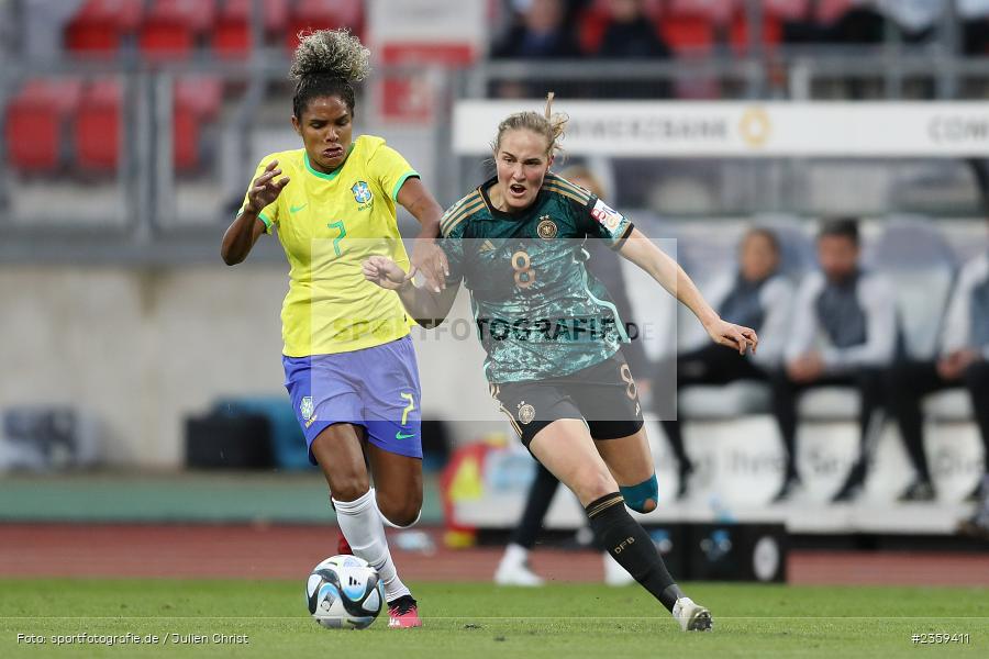 Sydney Lohmann, Max-Morlock-Stadion, Nürnberg, 12.04.2023, sport, action, Fussball, DFB, FIFA, UEFA, Freundschaftsspiel, BRA, GER, Frauen-Nationalmannschaft, Brasilien, Deutschland - Bild-ID: 2359411 Sydney Lohmann, Max-Morlock-Stadion, Nürnberg, 12.04.2023, sport, action, Fussball, DFB, FIFA, UEFA, Freundschaftsspiel, BRA, GER, Frauen-Nationalmannschaft, Brasilien, Deutschland - Bild-ID: 2359411