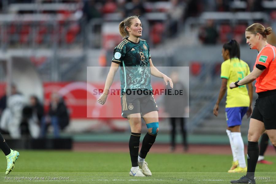 Sydney Lohmann, Max-Morlock-Stadion, Nürnberg, 12.04.2023, sport, action, Fussball, DFB, FIFA, UEFA, Freundschaftsspiel, BRA, GER, Frauen-Nationalmannschaft, Brasilien, Deutschland - Bild-ID: 2359421 Sydney Lohmann, Max-Morlock-Stadion, Nürnberg, 12.04.2023, sport, action, Fussball, DFB, FIFA, UEFA, Freundschaftsspiel, BRA, GER, Frauen-Nationalmannschaft, Brasilien, Deutschland - Bild-ID: 2359421