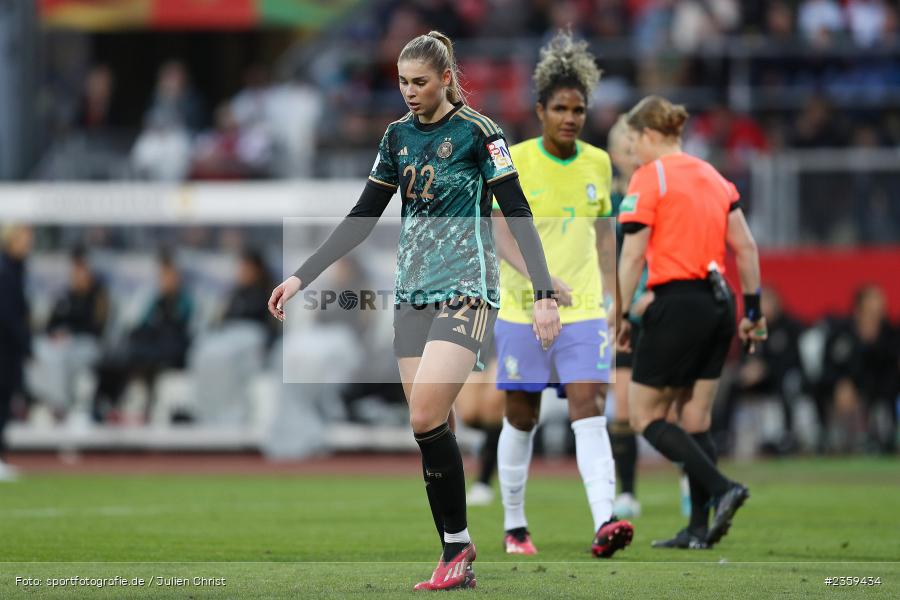 Jule Brand, Max-Morlock-Stadion, Nürnberg, 12.04.2023, sport, action, Fussball, DFB, FIFA, UEFA, Freundschaftsspiel, BRA, GER, Frauen-Nationalmannschaft, Brasilien, Deutschland - Bild-ID: 2359434 Jule Brand, Max-Morlock-Stadion, Nürnberg, 12.04.2023, sport, action, Fussball, DFB, FIFA, UEFA, Freundschaftsspiel, BRA, GER, Frauen-Nationalmannschaft, Brasilien, Deutschland - Bild-ID: 2359434