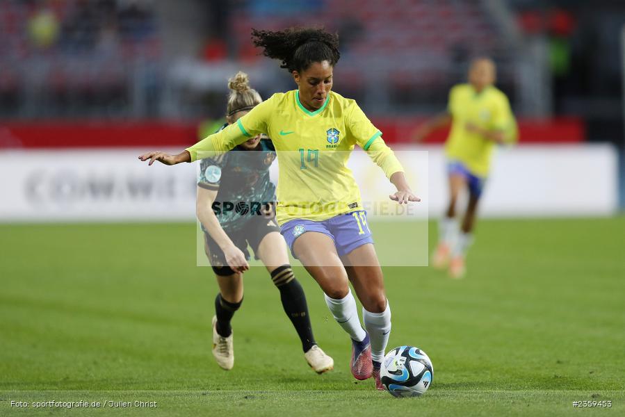 Yasmim Ribeiro, Max-Morlock-Stadion, Nürnberg, 12.04.2023, sport, action, Fussball, DFB, FIFA, UEFA, Freundschaftsspiel, BRA, GER, Frauen-Nationalmannschaft, Brasilien, Deutschland - Bild-ID: 2359453