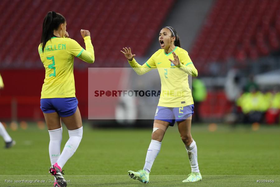 Antonia Silva, Max-Morlock-Stadion, Nürnberg, 12.04.2023, sport, action, Fussball, DFB, FIFA, UEFA, Freundschaftsspiel, BRA, GER, Frauen-Nationalmannschaft, Brasilien, Deutschland - Bild-ID: 2359456