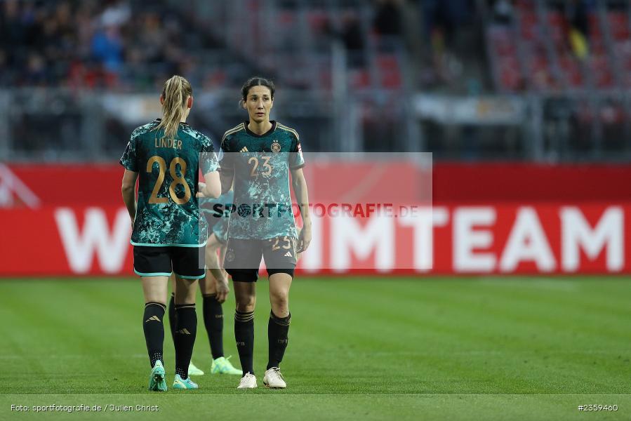 Sara Doorsoun, Max-Morlock-Stadion, Nürnberg, 12.04.2023, sport, action, Fussball, DFB, FIFA, UEFA, Freundschaftsspiel, BRA, GER, Frauen-Nationalmannschaft, Brasilien, Deutschland - Bild-ID: 2359460