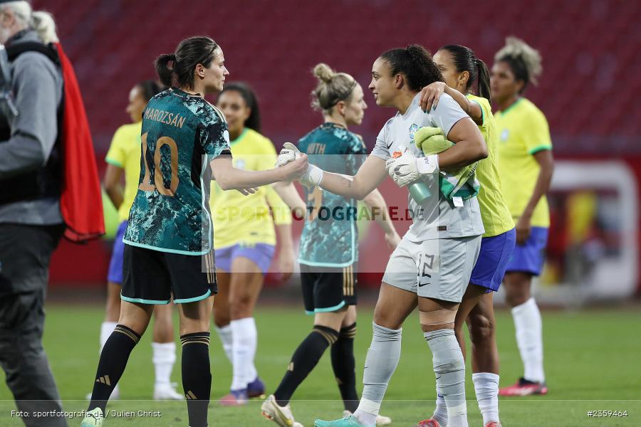 Dzsenifer Marozsán, Max-Morlock-Stadion, Nürnberg, 12.04.2023, sport, action, Fussball, DFB, FIFA, UEFA, Freundschaftsspiel, BRA, GER, Frauen-Nationalmannschaft, Brasilien, Deutschland - Bild-ID: 2359464