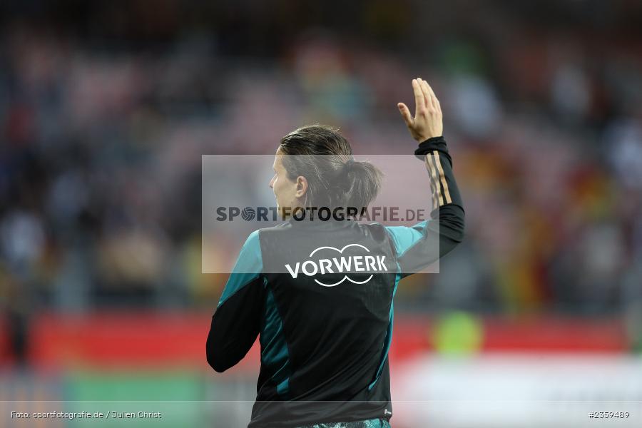 Dzsenifer Marozsán, Max-Morlock-Stadion, Nürnberg, 12.04.2023, sport, action, Fussball, DFB, FIFA, UEFA, Freundschaftsspiel, BRA, GER, Frauen-Nationalmannschaft, Brasilien, Deutschland - Bild-ID: 2359489 Dzsenifer Marozsán, Max-Morlock-Stadion, Nürnberg, 12.04.2023, sport, action, Fussball, DFB, FIFA, UEFA, Freundschaftsspiel, BRA, GER, Frauen-Nationalmannschaft, Brasilien, Deutschland - Bild-ID: 2359489
